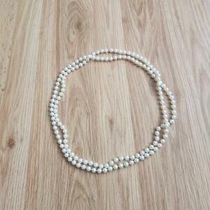 Vintage 29in Faux Pearl Opera Necklace Cream Beaded Bridal Cocktail Costume Chic